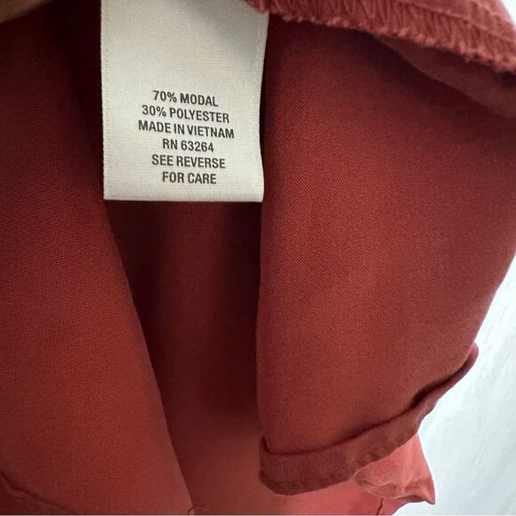 db established 1962 Blue button Woman’s M Modal fabric blend  Button Up - Picture 7 of 7